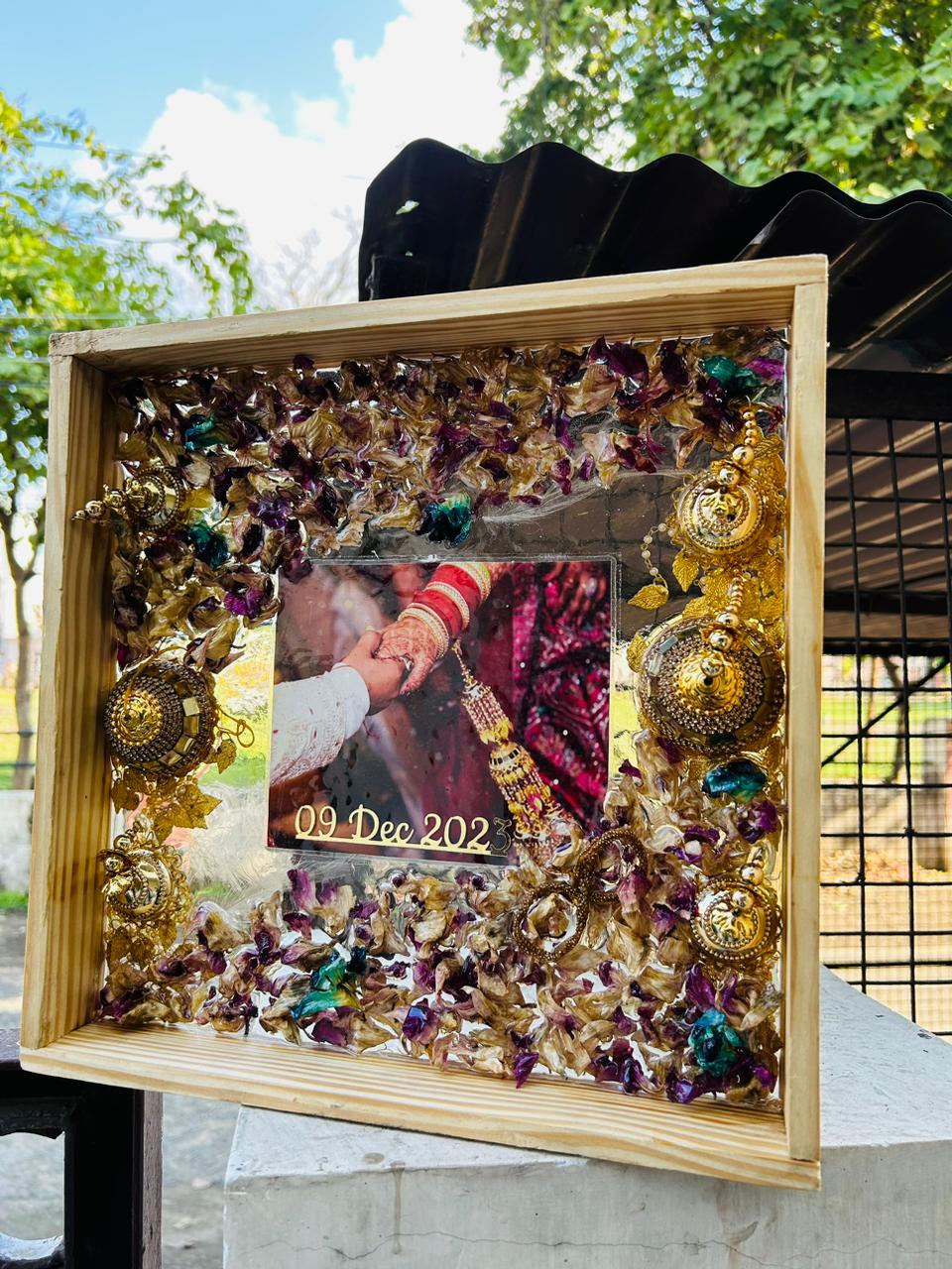 Varmala Preservation Wooden Frame-06