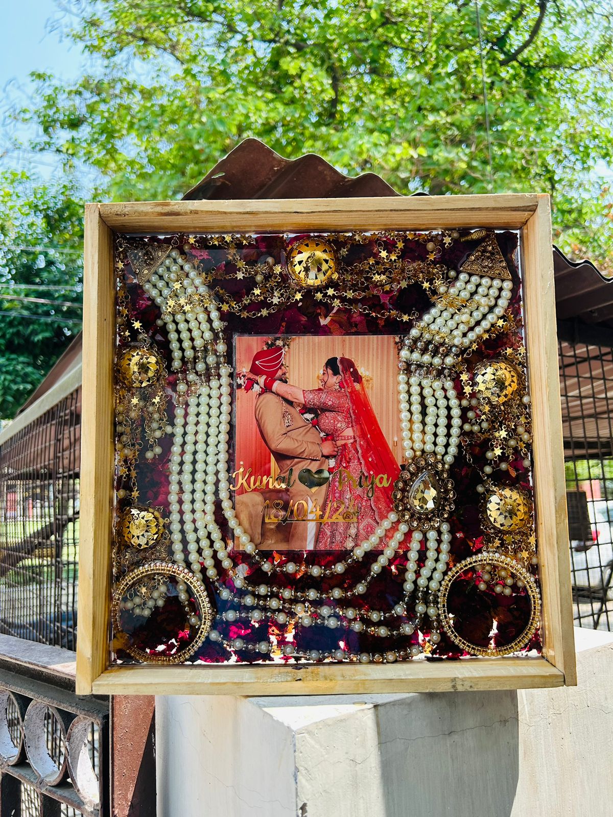 Varmala Preservation Wooden Frame-13