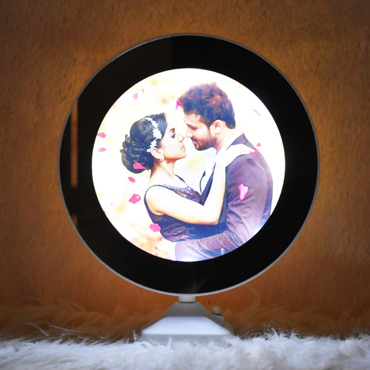 MAGIC MIRROR