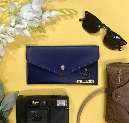 Ladies Minimal clutch